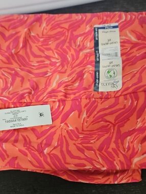 Terra & Sky Pink and Orange Animal Print Capri